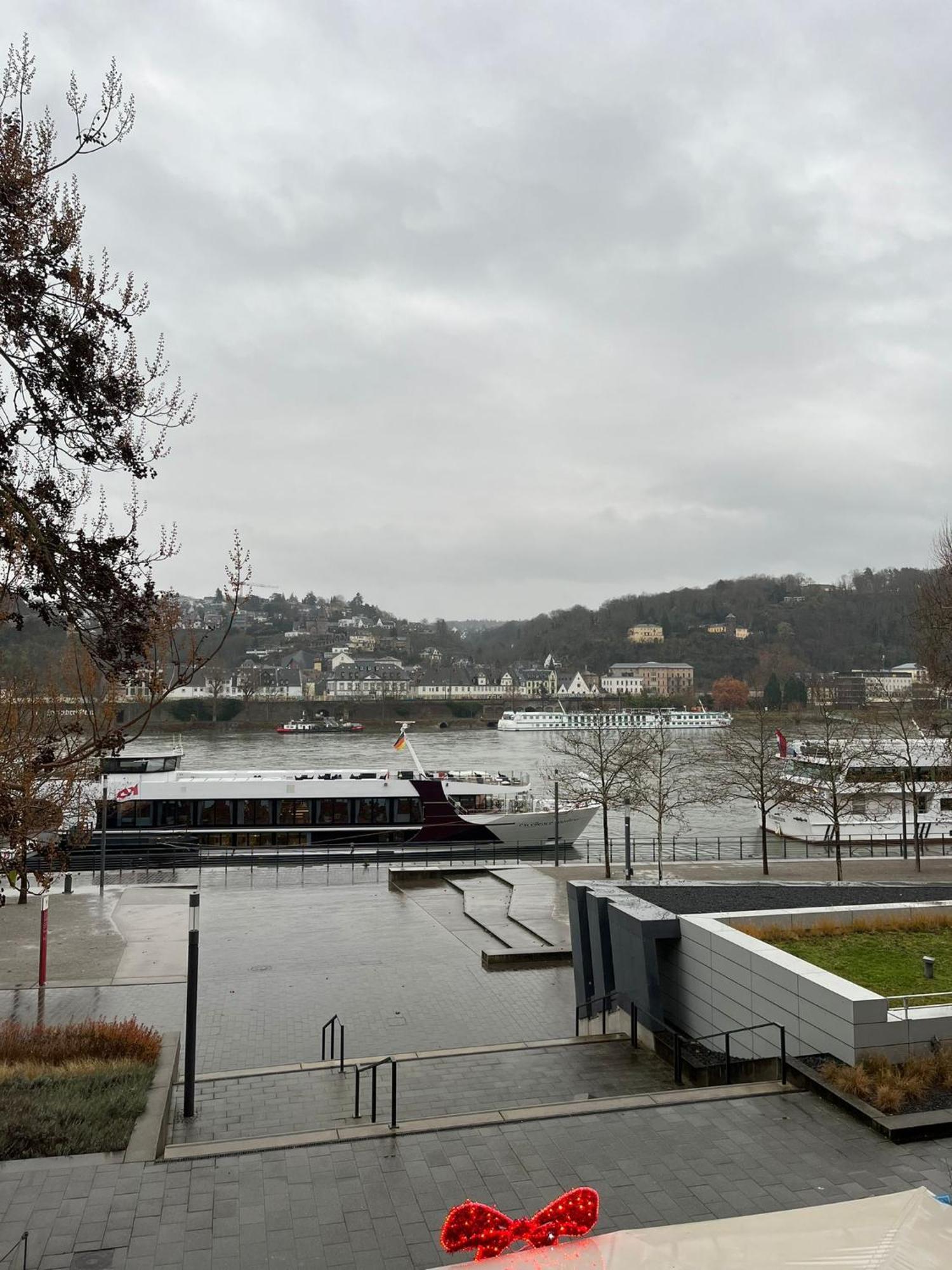 Rheinpanorama Suite Mit Balkon Koblencja Zewnętrze zdjęcie